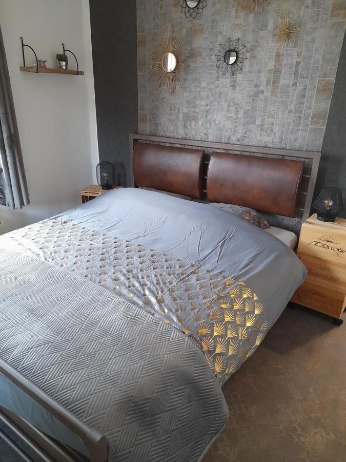 Place 86 La Reid Экстерьер фото