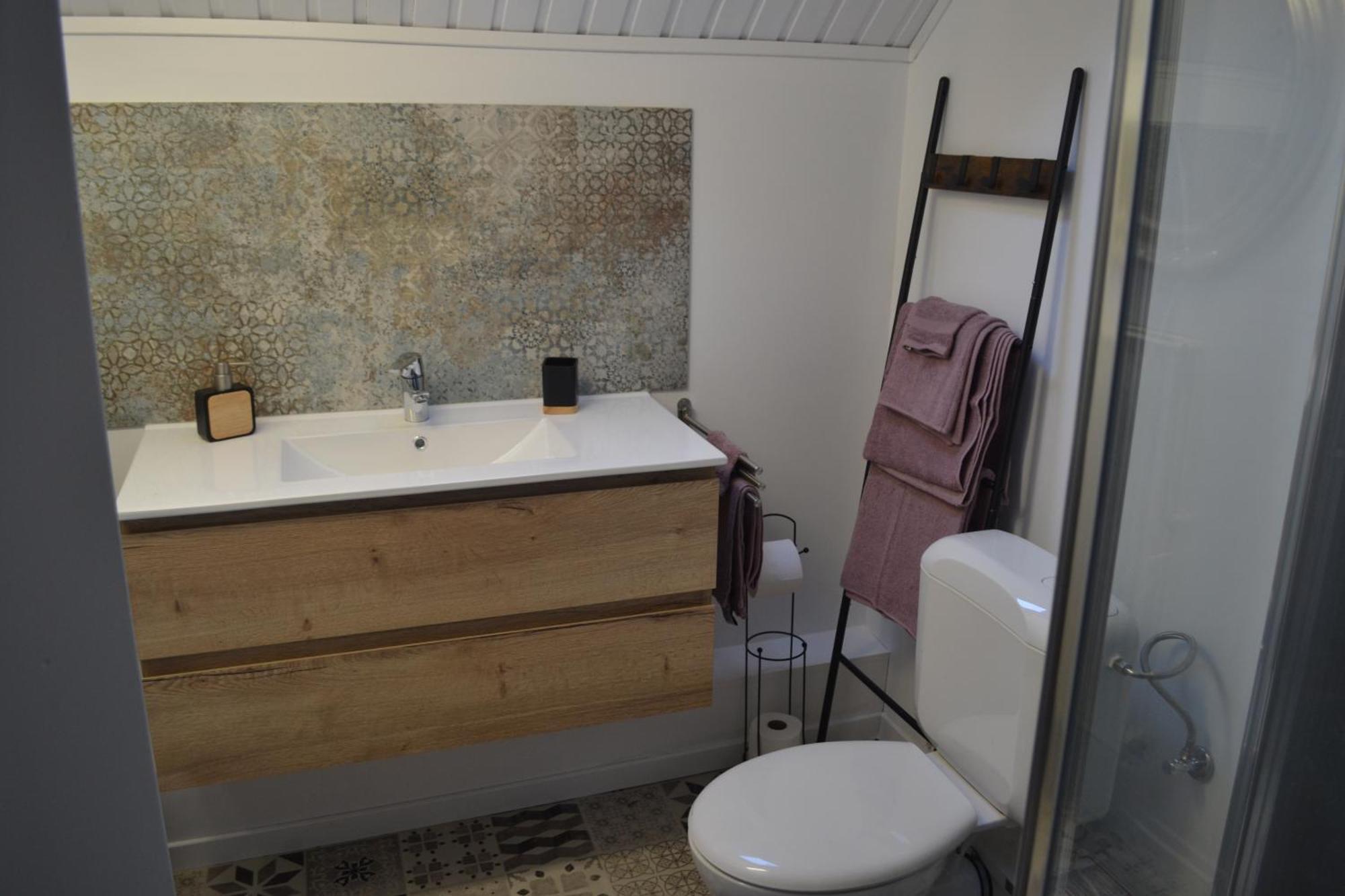 Place 86 La Reid Экстерьер фото